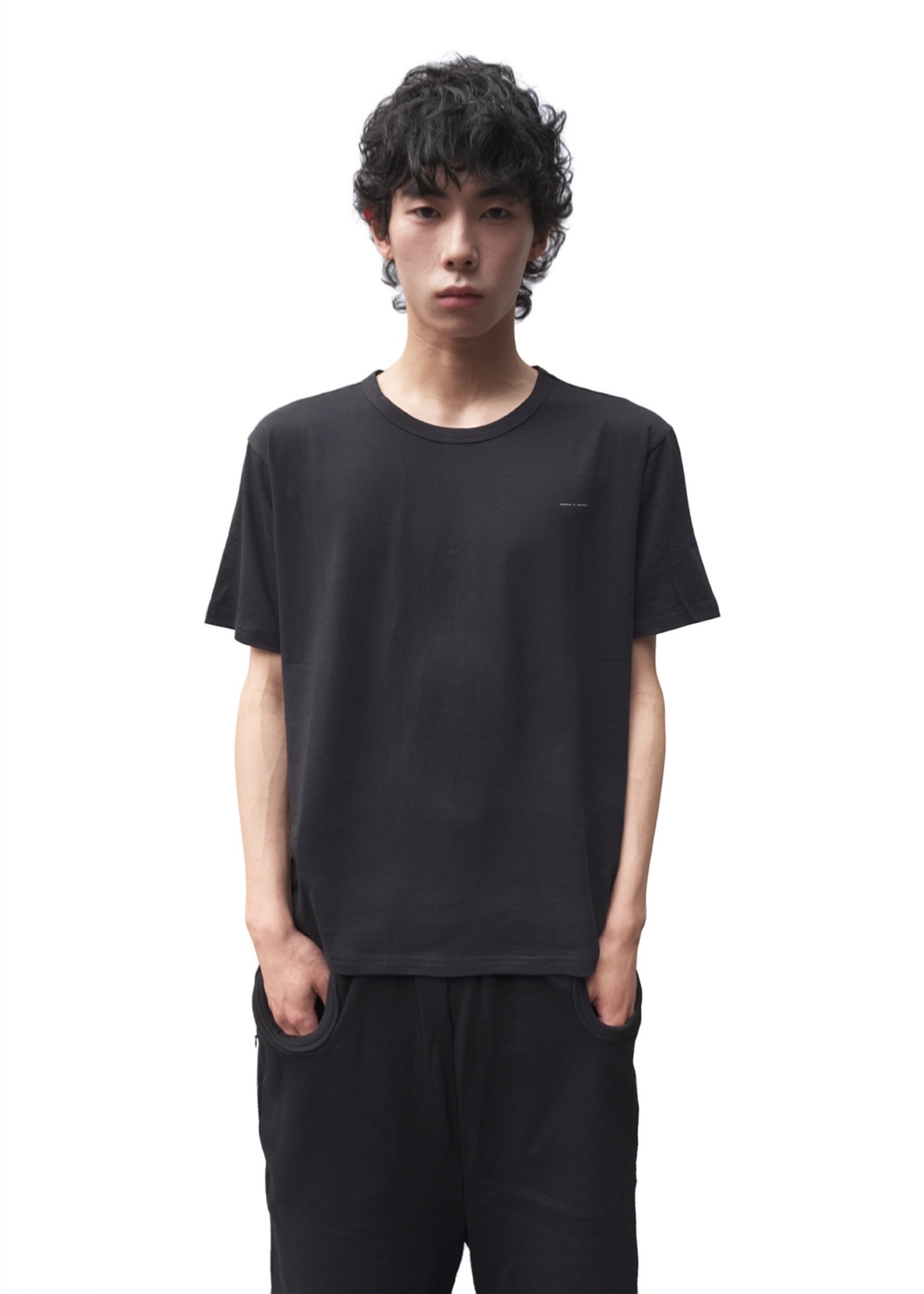 T-SHIRT-01